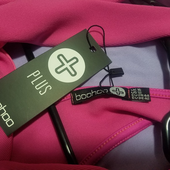 NWT BooHoo Strappy Pink Dress - Picture 3 of 4